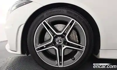Mercedes-Benz CLS-Class 2019 1.9 гидро, миниатюра 4