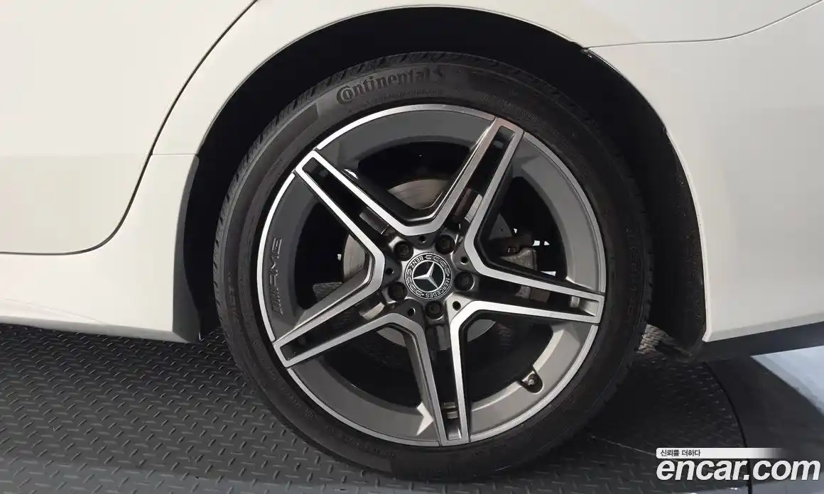 Mercedes-Benz CLS-Class 2019 1.9 гидро, фото 6