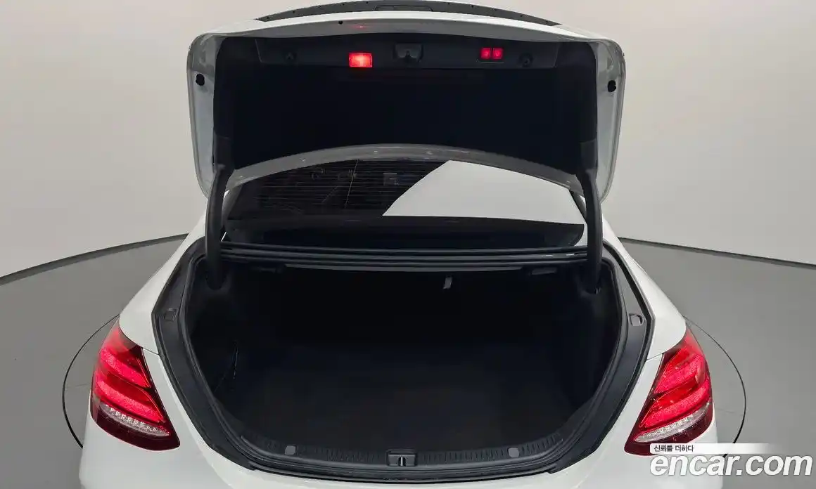 Mercedes-Benz E-Class 2019 2.0 автомат (гидро), фото 26