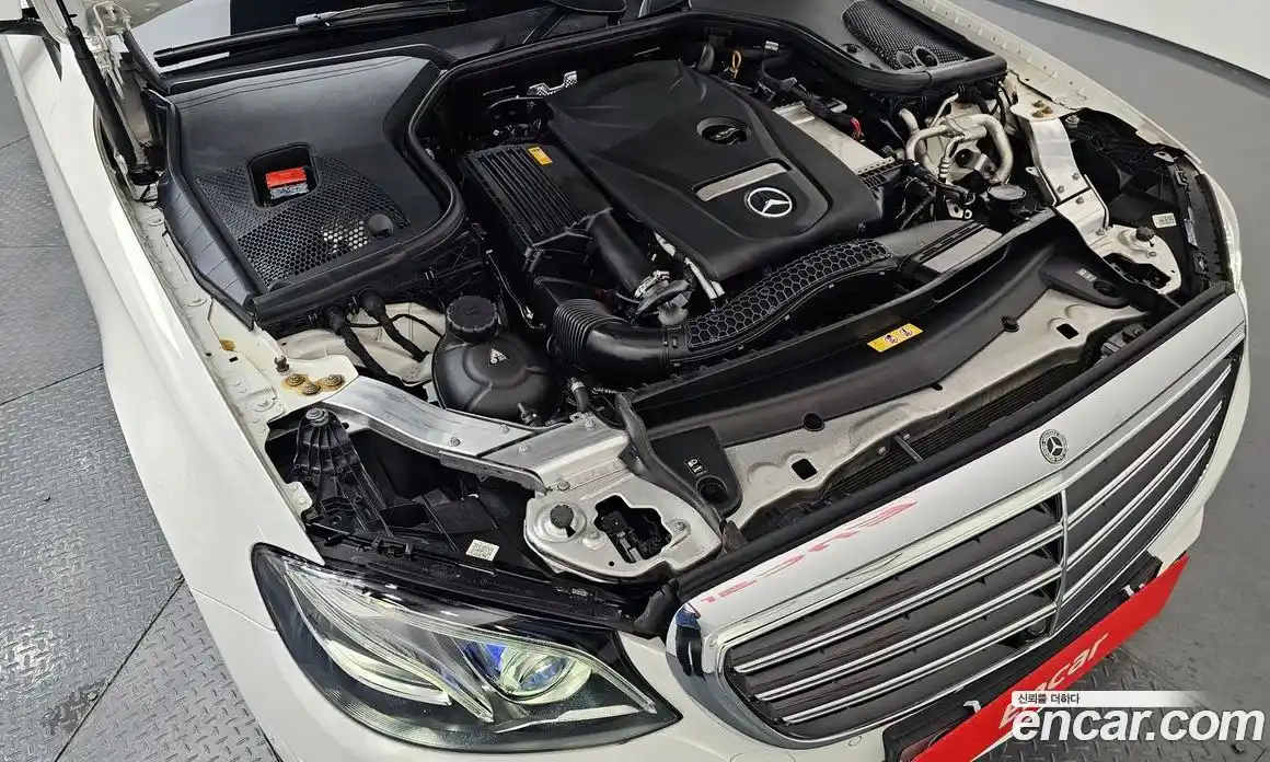 Mercedes-Benz E-Class 2019 2.0 автомат (гидро), фото 6