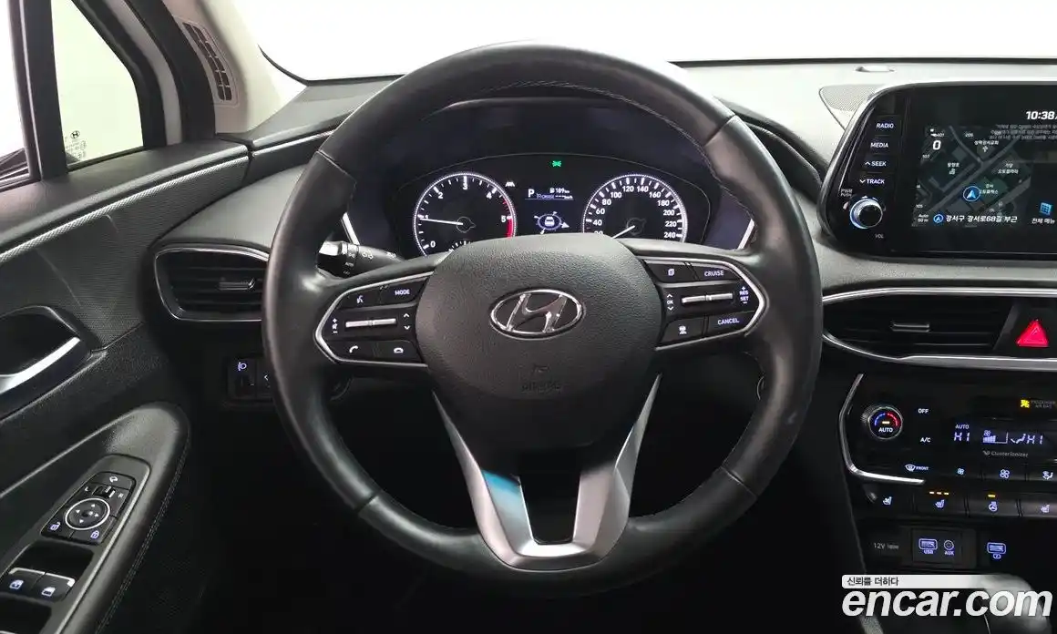 Hyundai Santa Fe 2019 2.0 автомат (гидро), фото 12