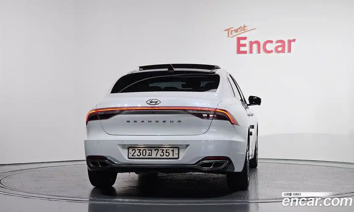 Hyundai Grandeur 2020 2.5 автомат (гидро), фото 3