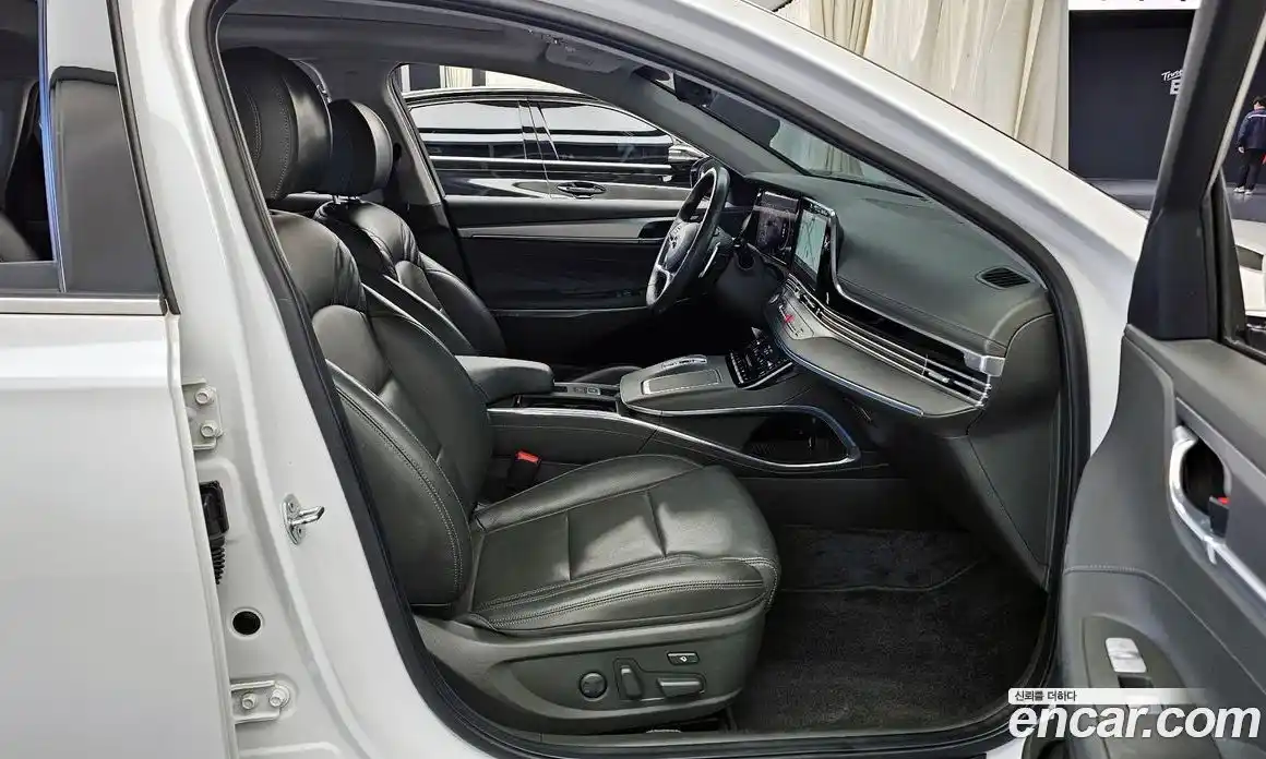 Hyundai Grandeur 2020 2.5 автомат (гидро), фото 10