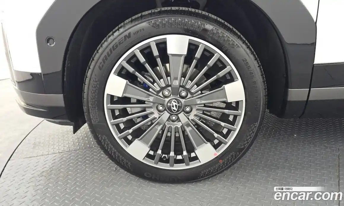 Hyundai Santa Fe 2025 1.6 автомат (гидро), фото 5