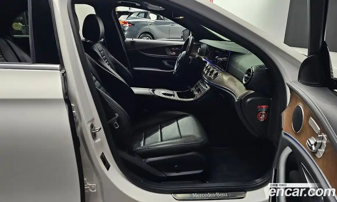 Mercedes-Benz E-Class 2020 2.0 автомат (гидро), фото 11
