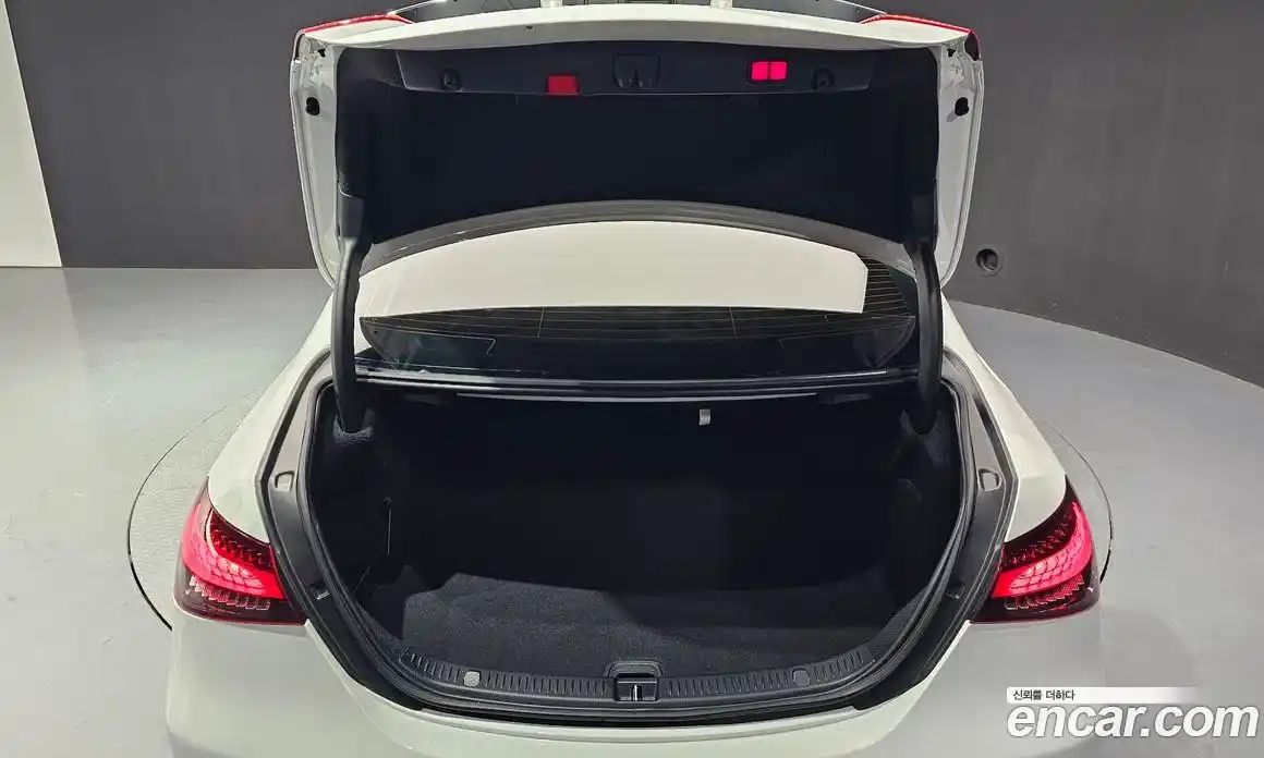 Mercedes-Benz E-Class 2020 2.0 автомат (гидро), фото 20