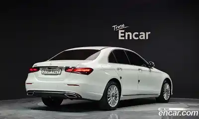 Mercedes-Benz E-Class 2020 2.0 автомат (гидро), миниатюра 2