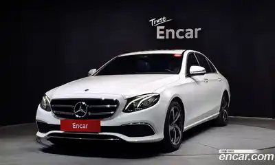 Mercedes-Benz E-Class, 2020, 105 040 км