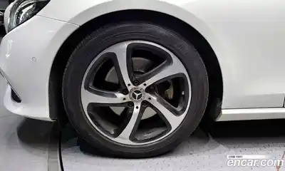 Mercedes-Benz E-Class 2020 2.0 автомат (гидро), миниатюра 5