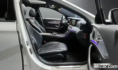 Mercedes-Benz E-Class 2020 2.0 автомат (гидро), миниатюра 10