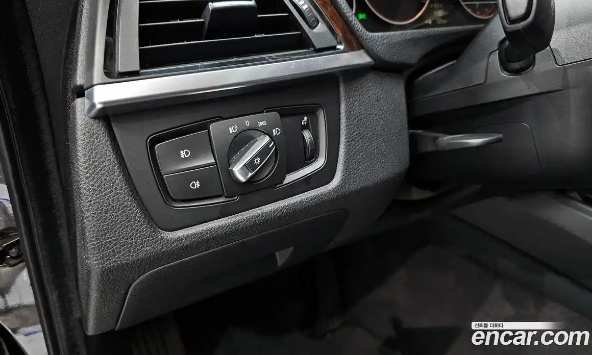 BMW 3 серия 2014 2.0 автомат (гидро), фото 16