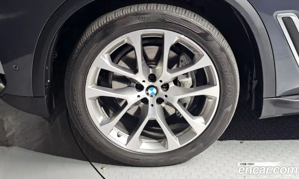 BMW X5 2021 3.0 автомат (гидро), фото 5