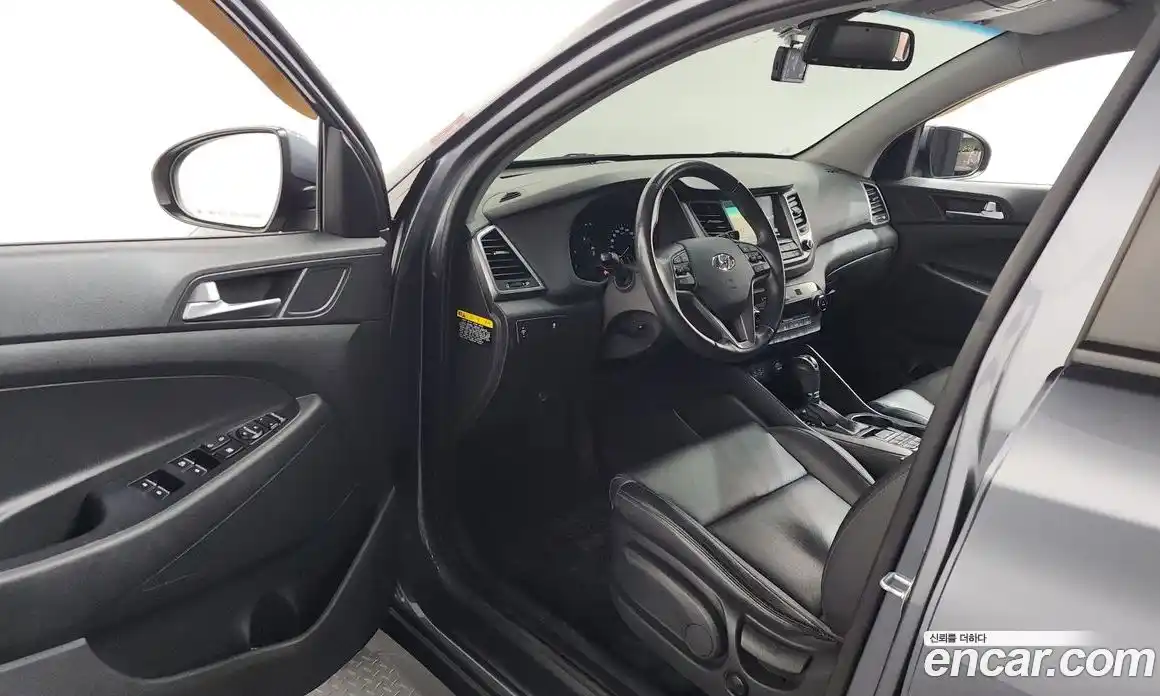 Hyundai Tucson 2016 2.0 автомат (гидро), фото 13