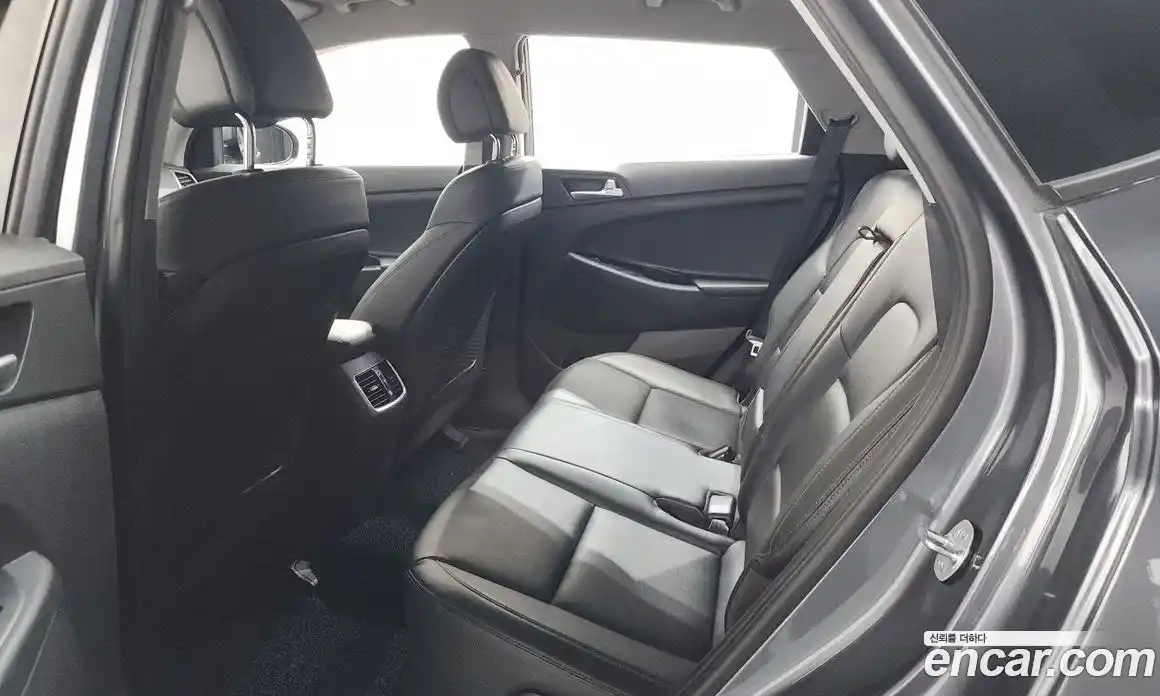 Hyundai Tucson 2016 2.0 автомат (гидро), фото 16