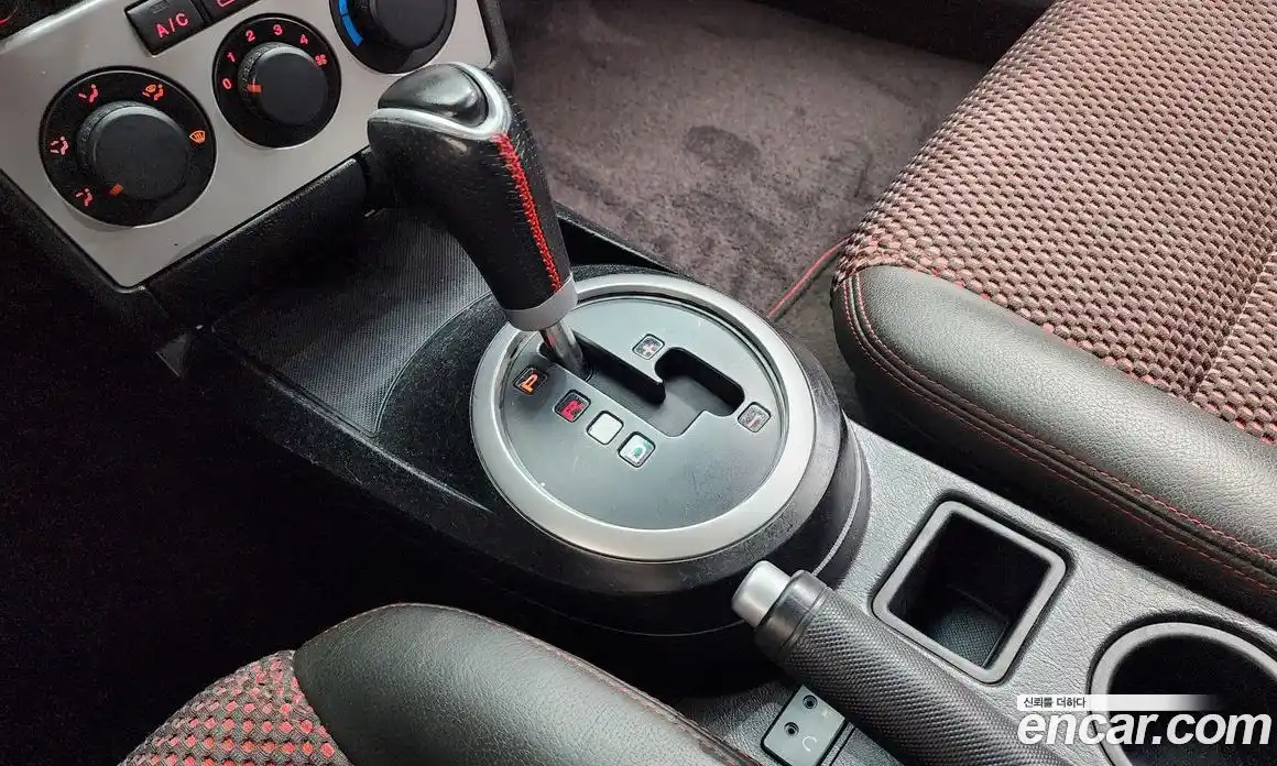 Hyundai Tuscani 2006 2.0 автомат (гидро), фото 9