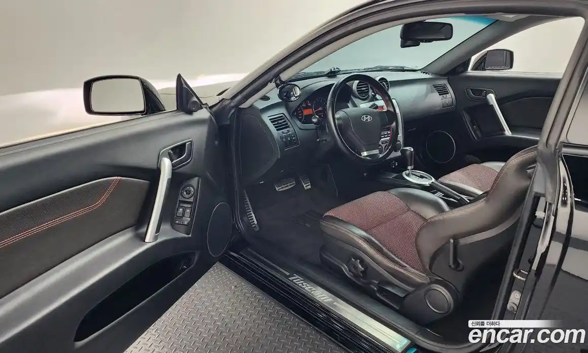 Hyundai Tuscani 2006 2.0 автомат (гидро), фото 10