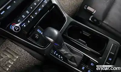 Hyundai Grandeur 2018 2.4 автомат (гидро), миниатюра 11