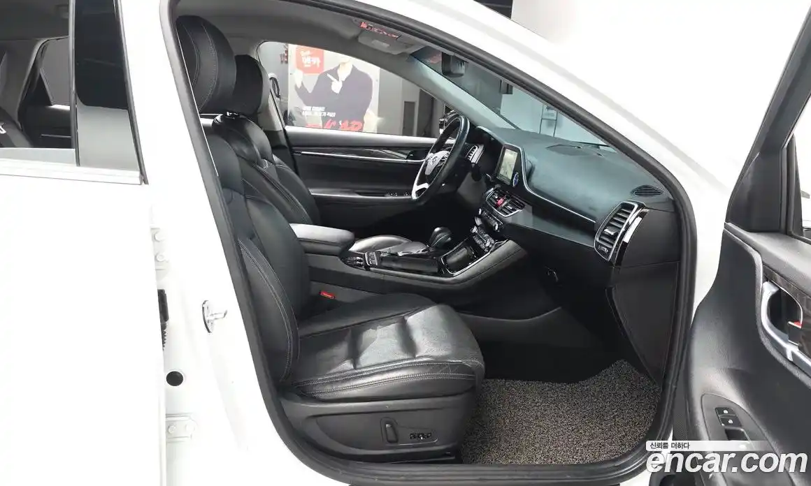 Hyundai Grandeur 2018 2.4 автомат (гидро), фото 15