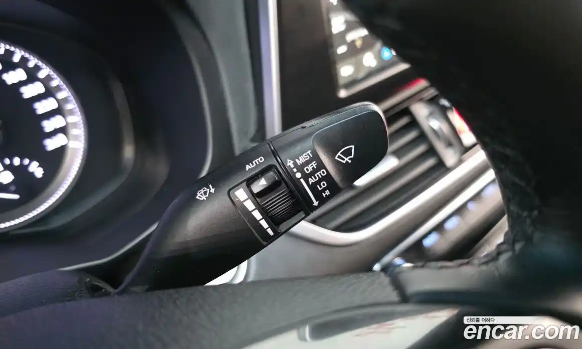 Hyundai Grandeur 2018 2.4 автомат (гидро), фото 22