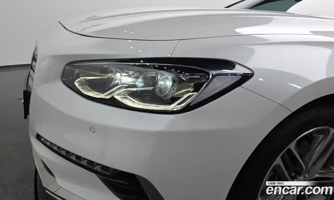 Hyundai Grandeur 2018 2.4 автомат (гидро), фото 7