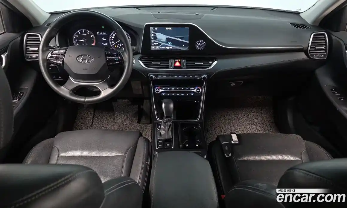 Hyundai Grandeur 2018 2.4 автомат (гидро), фото 9
