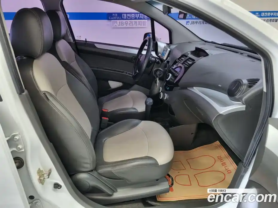 Chevrolet Spark 2012 1.0 автомат (гидро), фото 12