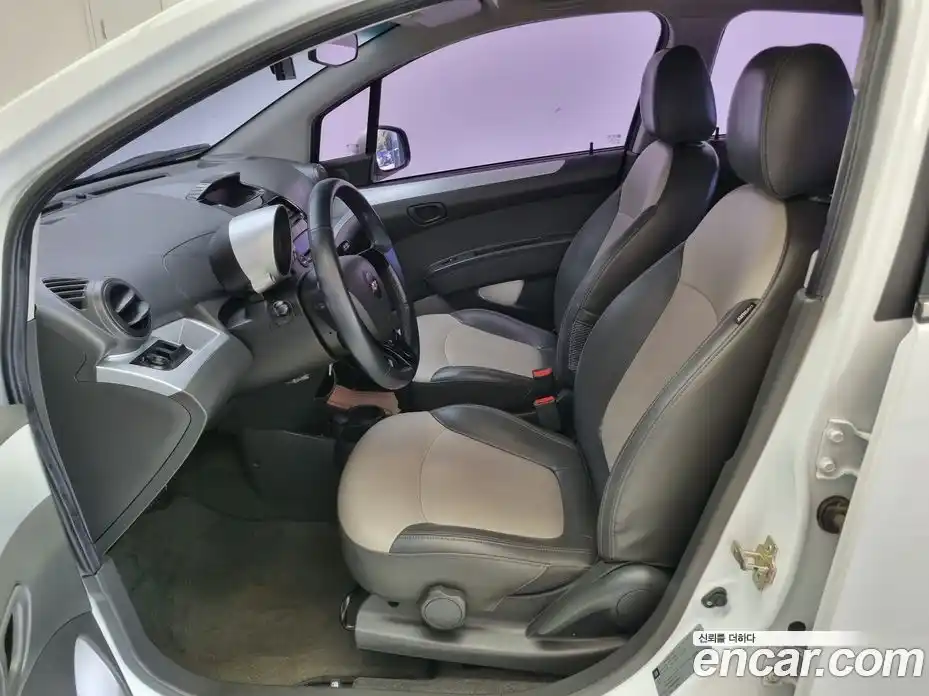 Chevrolet Spark 2012 1.0 автомат (гидро), фото 13