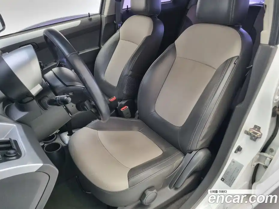Chevrolet Spark 2012 1.0 автомат (гидро), фото 15
