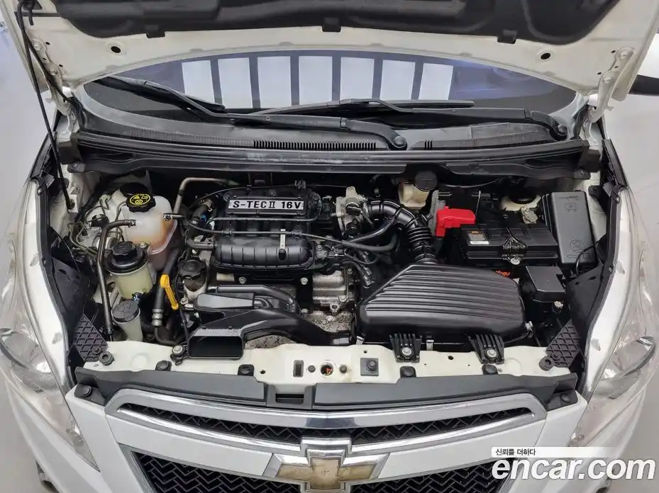Chevrolet Spark 2012 1.0 автомат (гидро), фото 16