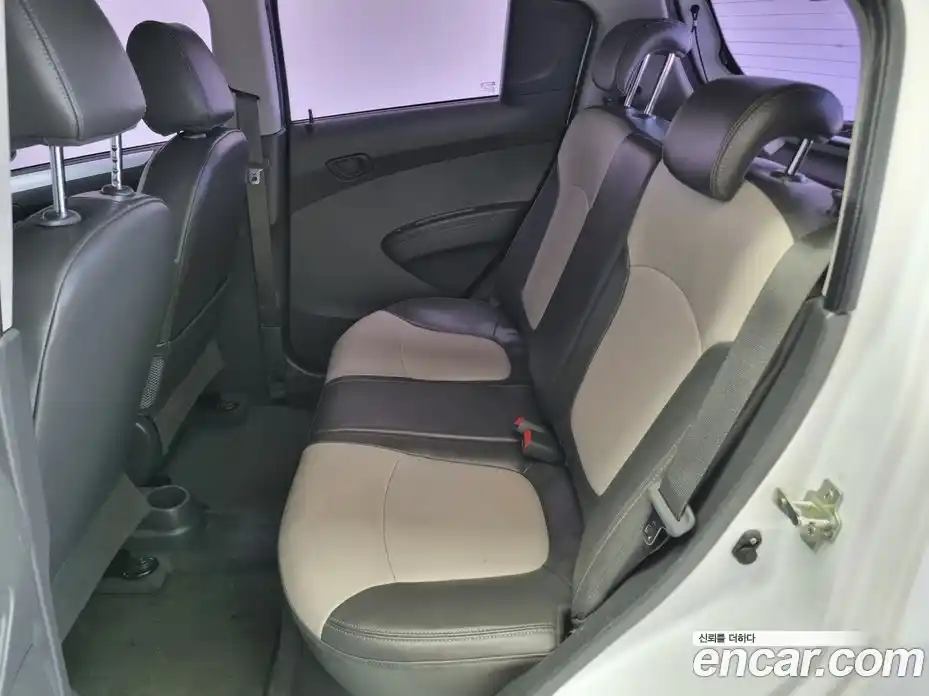 Chevrolet Spark 2012 1.0 автомат (гидро), фото 18