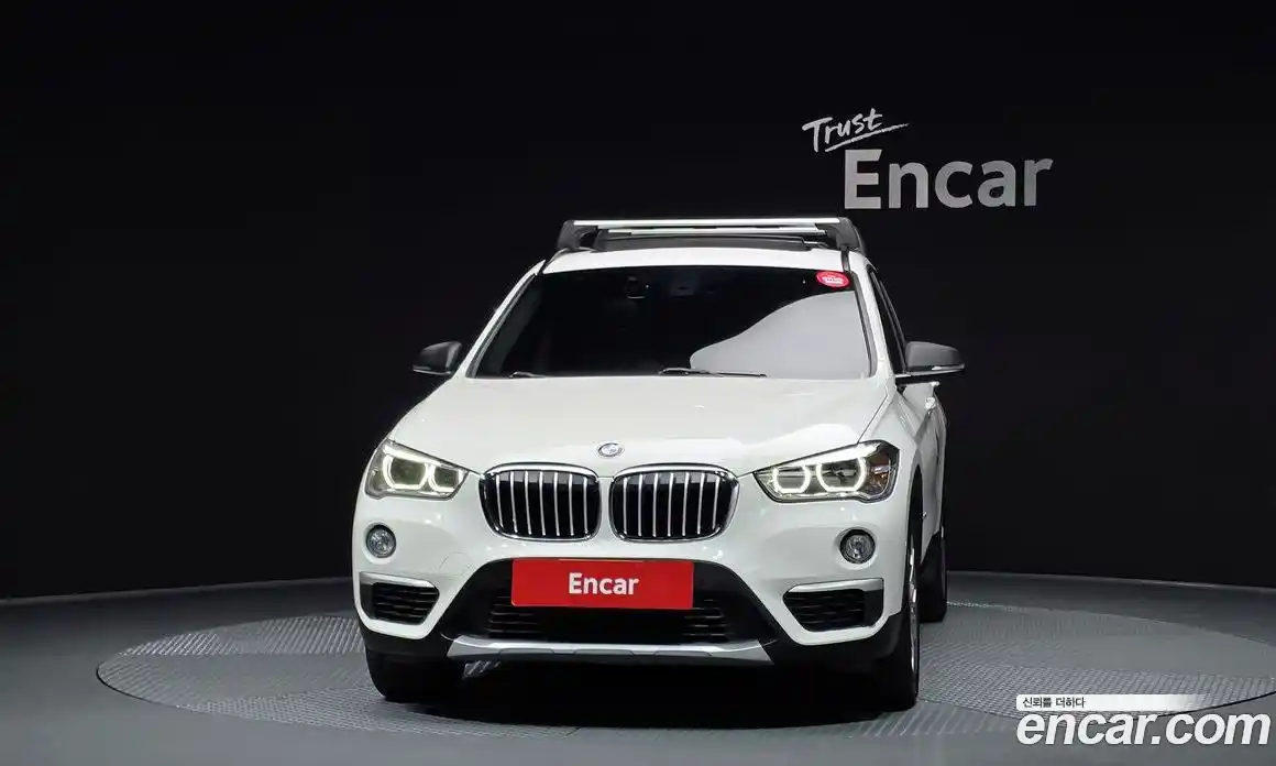 BMW X1 2018 2.0 автомат (гидро), фото 3