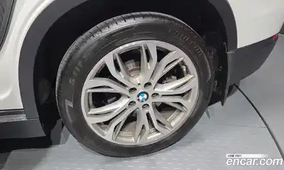 BMW X1 2018 2.0 автомат (гидро), миниатюра 7
