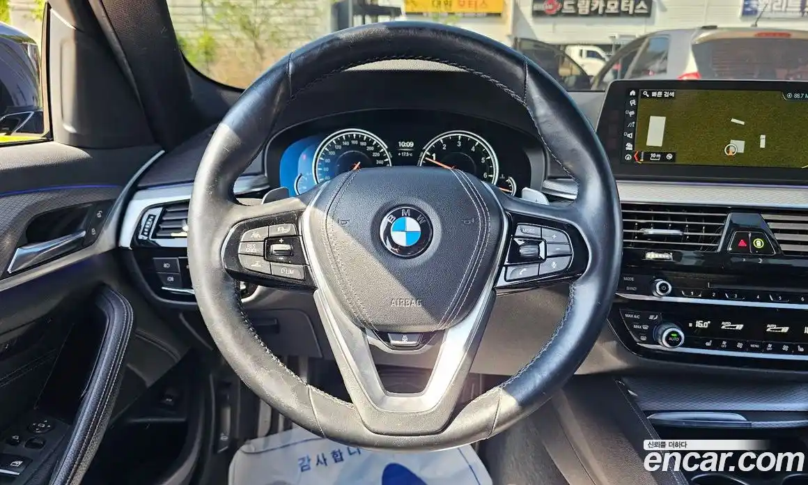 BMW 5 серия 2017 2.0 автомат (гидро), фото 13