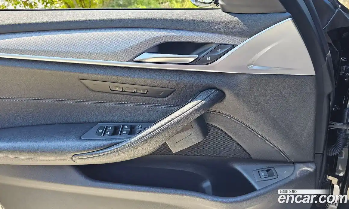 BMW 5 серия 2017 2.0 автомат (гидро), фото 20