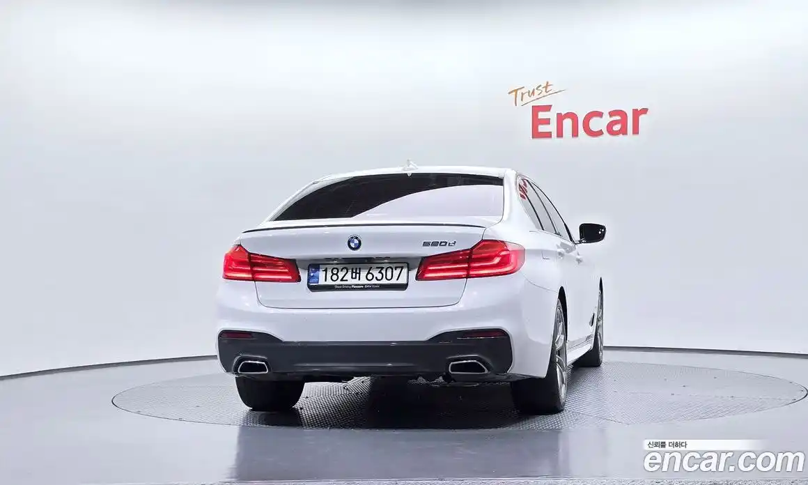BMW 5 серия 2019 2.0 автомат (гидро), фото 4