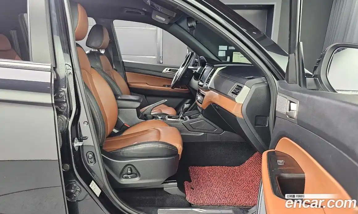 SsangYong Rexton 2018 2.2 автомат (гидро), фото 12