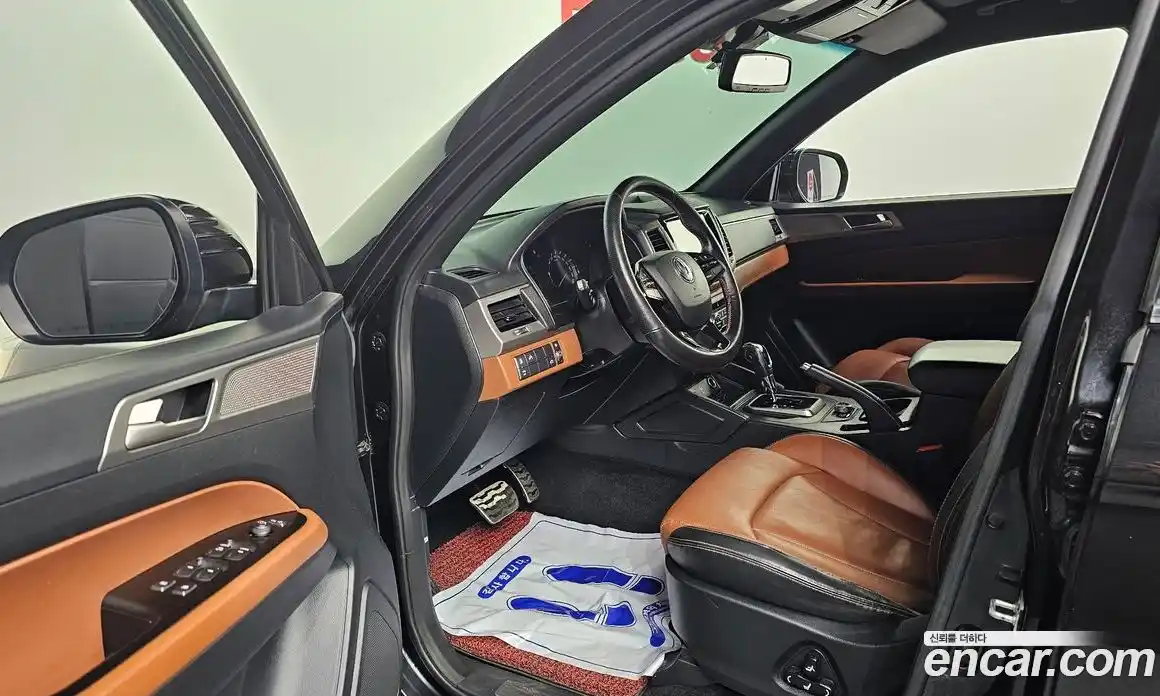 SsangYong Rexton 2018 2.2 автомат (гидро), фото 10