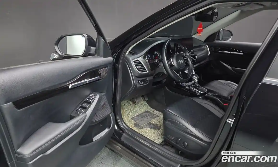 Kia Seltos 2021 1.6 автомат (гидро), фото 13