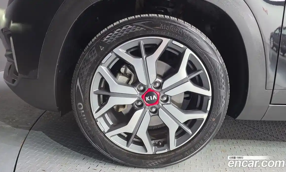 Kia Seltos 2021 1.6 автомат (гидро), фото 5