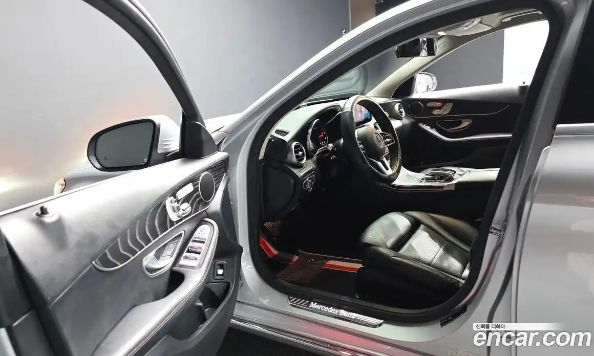 Mercedes-Benz C-Class 2019 1.9 гидро, фото 13 Mercedes-Benz C-Class 2019 1.9 гидро, фото 13