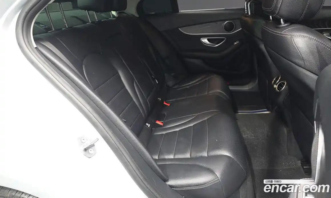 Mercedes-Benz C-Class 2019 1.9 гидро, фото 18 Mercedes-Benz C-Class 2019 1.9 гидро, фото 18