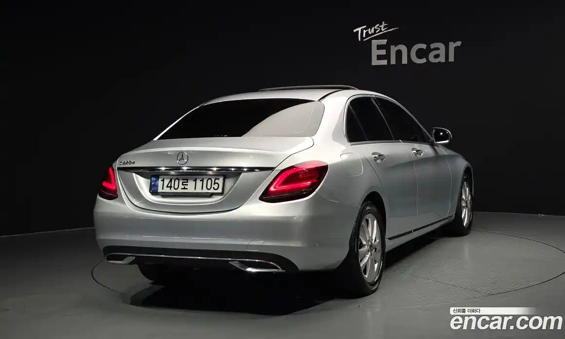 Mercedes-Benz C-Class 2019 1.9 гидро, фото 2 Mercedes-Benz C-Class 2019 1.9 гидро, фото 2