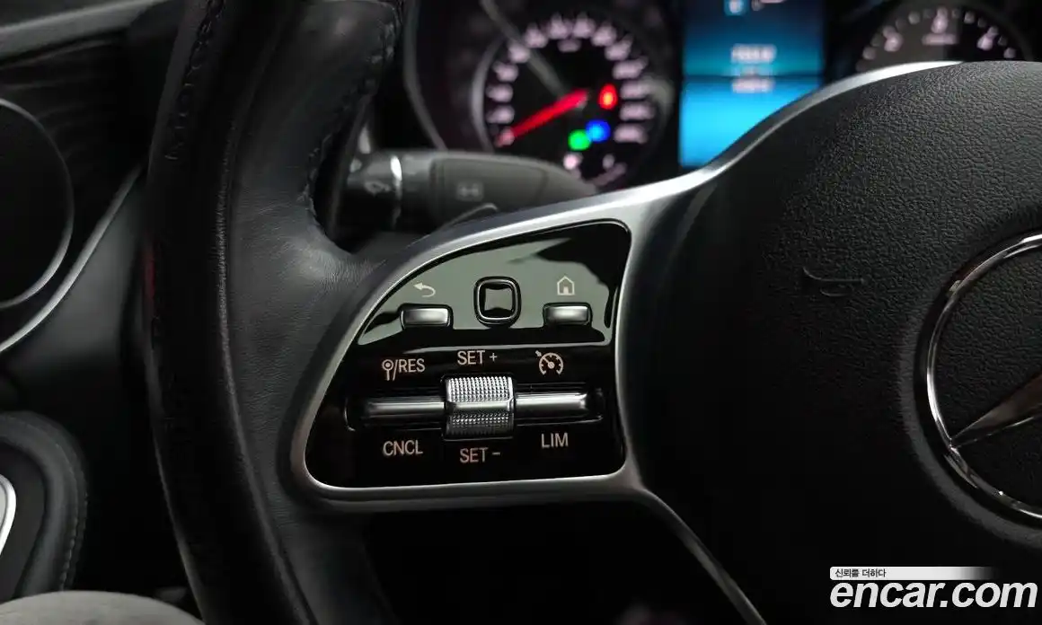 Mercedes-Benz C-Class 2019 1.9 гидро, фото 24 Mercedes-Benz C-Class 2019 1.9 гидро, фото 24