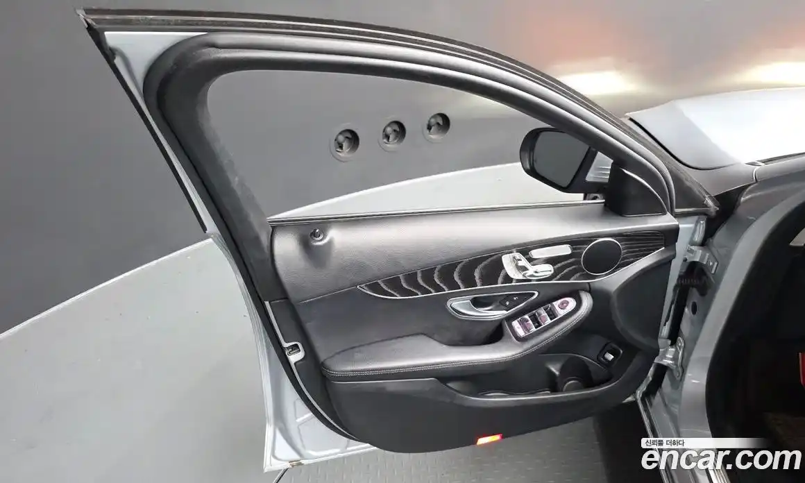 Mercedes-Benz C-Class 2019 1.9 гидро, фото 27 Mercedes-Benz C-Class 2019 1.9 гидро, фото 27