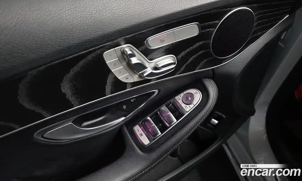 Mercedes-Benz C-Class 2019 1.9 гидро, фото 35 Mercedes-Benz C-Class 2019 1.9 гидро, фото 35