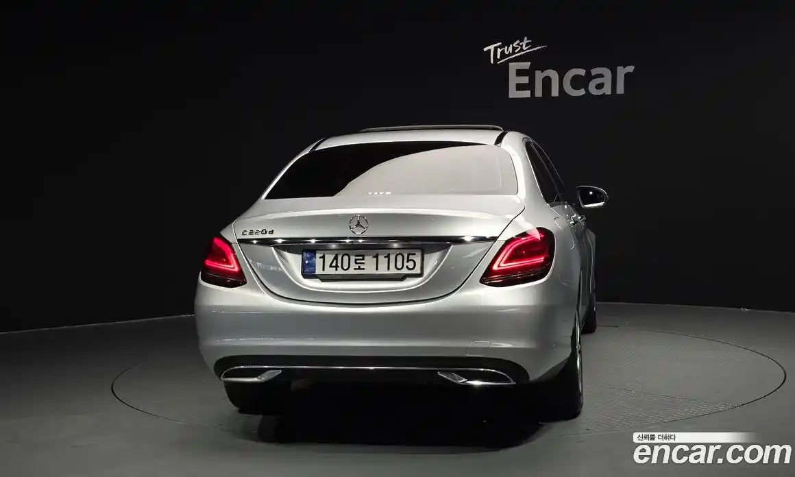Mercedes-Benz C-Class 2019 1.9 гидро, фото 4 Mercedes-Benz C-Class 2019 1.9 гидро, фото 4