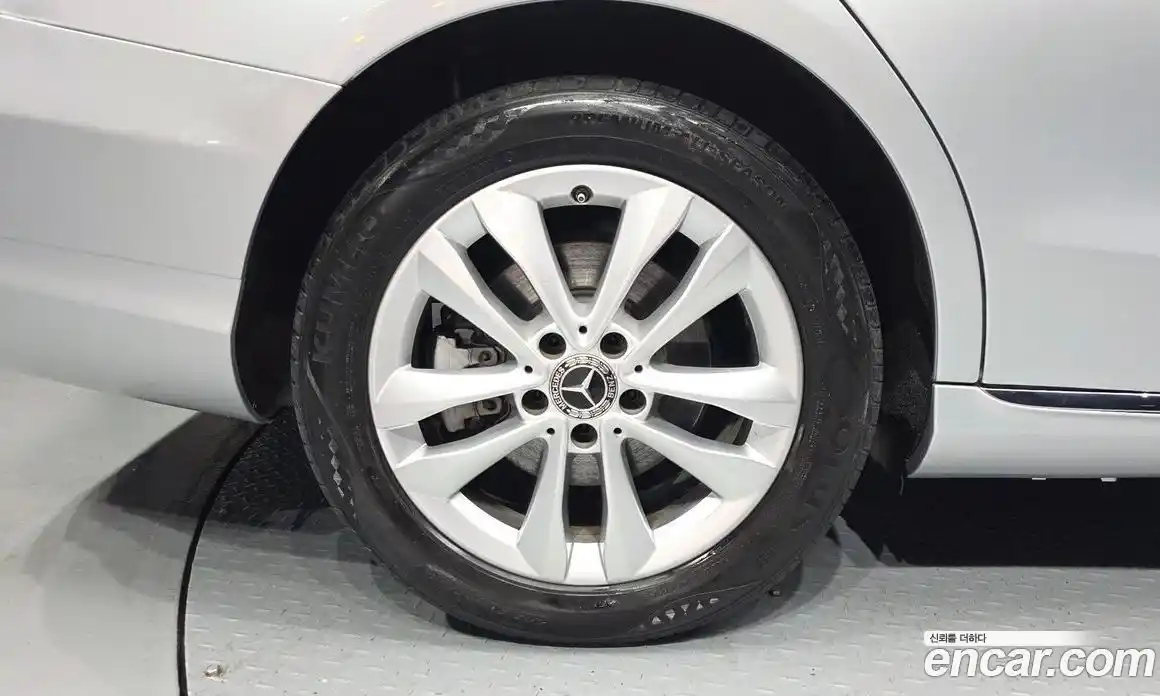 Mercedes-Benz C-Class 2019 1.9 гидро, фото 5 Mercedes-Benz C-Class 2019 1.9 гидро, фото 5