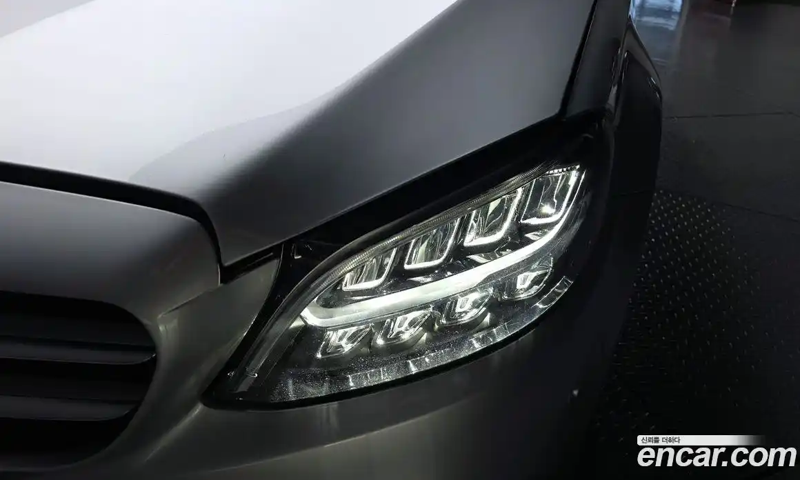 Mercedes-Benz C-Class 2019 1.9 гидро, фото 8 Mercedes-Benz C-Class 2019 1.9 гидро, фото 8