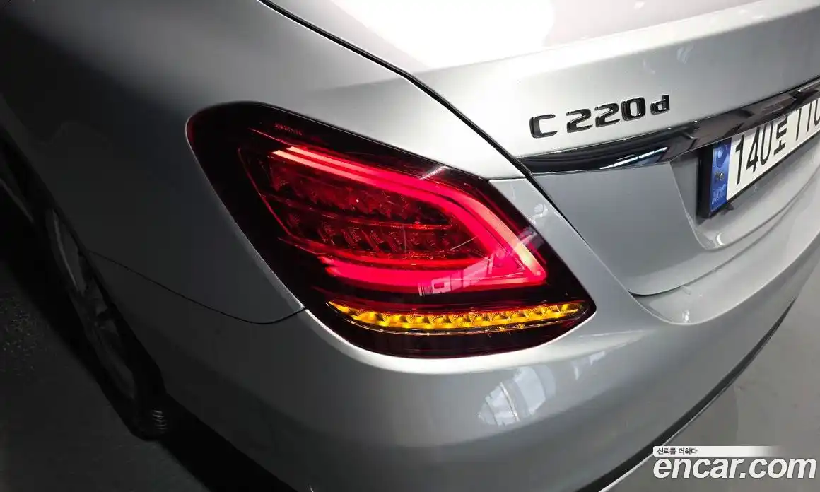 Mercedes-Benz C-Class 2019 1.9 гидро, фото 9 Mercedes-Benz C-Class 2019 1.9 гидро, фото 9