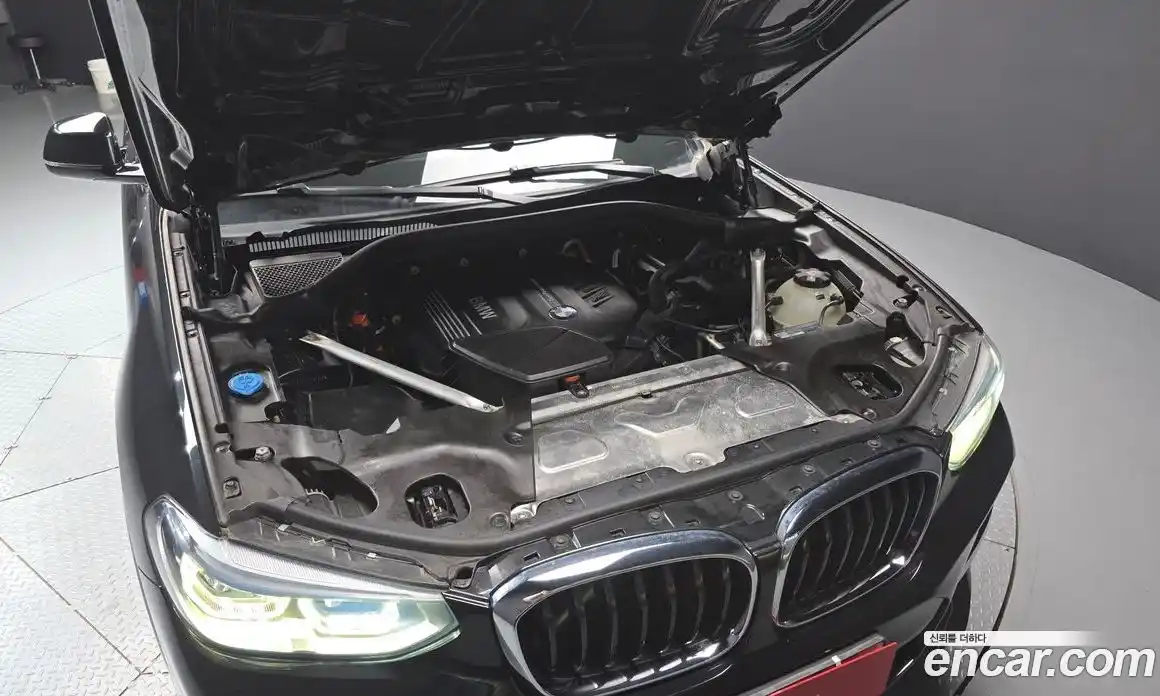 BMW X3 2018 2.0 автомат (гидро), фото 6